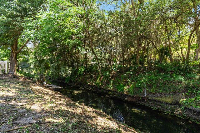 332 HARBOUR ISLAND ROAD, Orlando, FL 32809