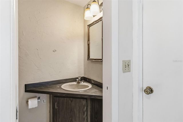 332 HARBOUR ISLAND ROAD, Orlando, FL 32809