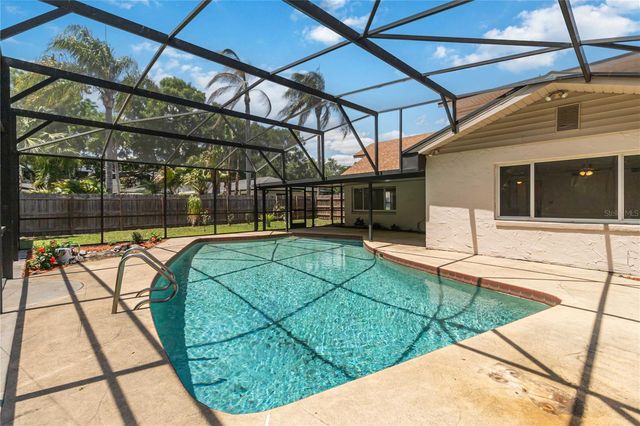 332 HARBOUR ISLAND ROAD, Orlando, FL 32809