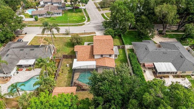 332 HARBOUR ISLAND ROAD, Orlando, FL 32809