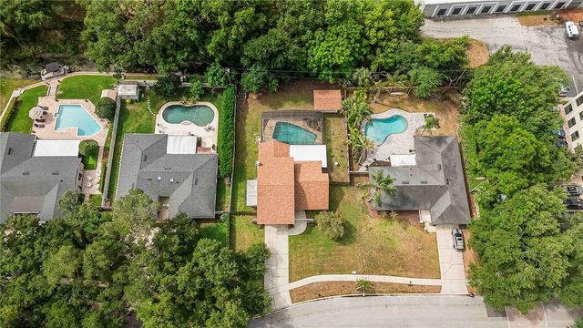 332 HARBOUR ISLAND ROAD, Orlando, FL 32809