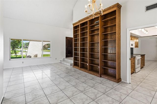 332 HARBOUR ISLAND ROAD, Orlando, FL 32809