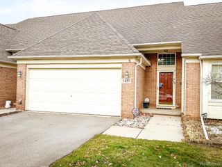 5457 Greenway Drive, Trenton, MI 48183