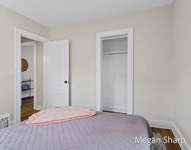 2557 Crozier Avenue, Muskegon, MI 49441