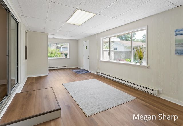 2557 Crozier Avenue, Muskegon, MI 49441