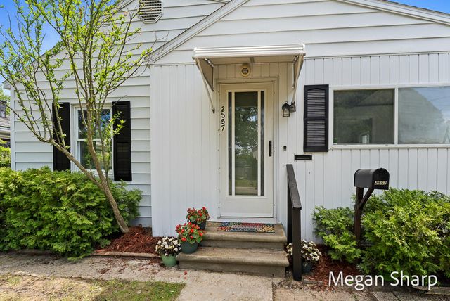 2557 Crozier Avenue, Muskegon, MI 49441