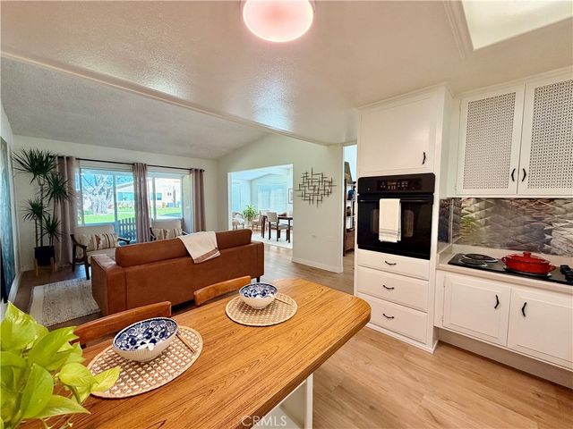 13560 Medinac Lane 102 L, Seal Beach, CA 90740