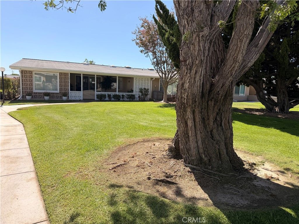 13560 Medinac Lane 102 L, Seal Beach, CA 90740 — photo 2