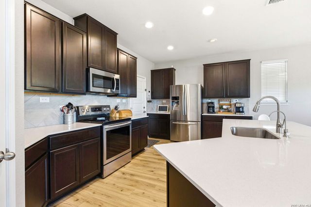 1303 Swan Court, San Antonio, TX 78245