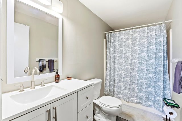 250-252 Union Street, Milford, NH 03055