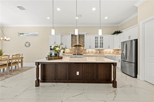 1412 Lilys Cay Circle, Vero Beach, FL 32967