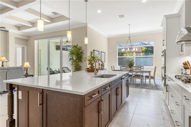 1412 Lilys Cay Circle, Vero Beach, FL 32967