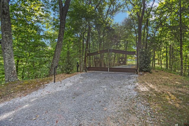 2661 Tinnin Rd, Goodlettsville, TN 37072