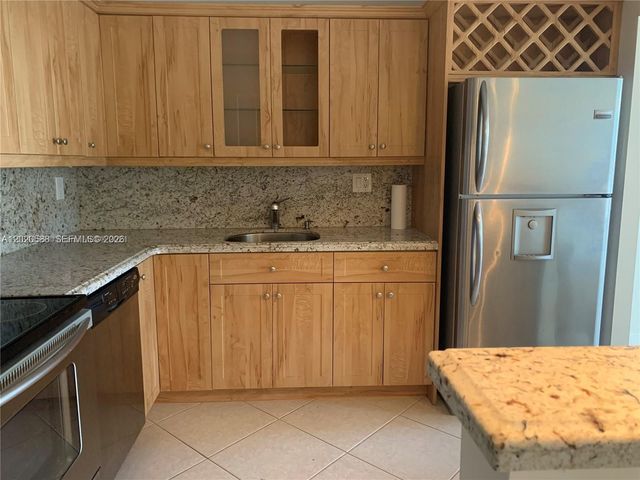 2731 Taft St 311, Hollywood, FL 33020
