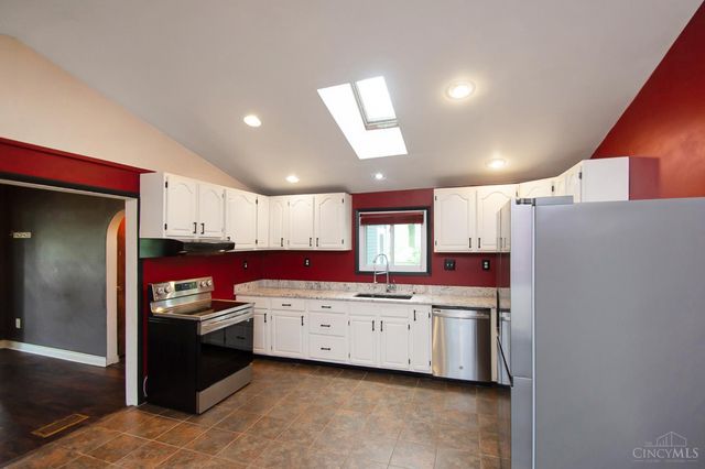 8141 Lesourdsville West Chester Road, West Chester, OH 45069