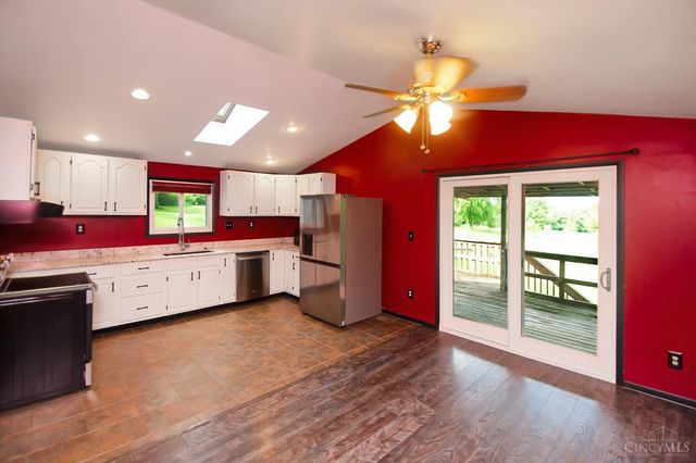 8141 Lesourdsville West Chester Road, West Chester, OH 45069
