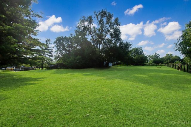 8141 Lesourdsville West Chester Road, West Chester, OH 45069