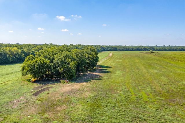 000 County Road 676, Leonard, TX 75452