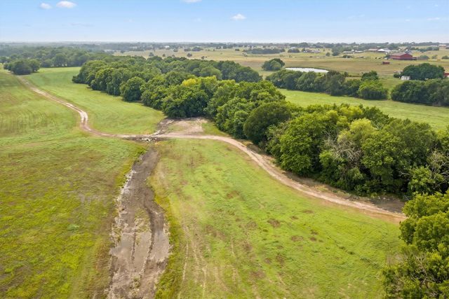 000 County Road 676, Leonard, TX 75452