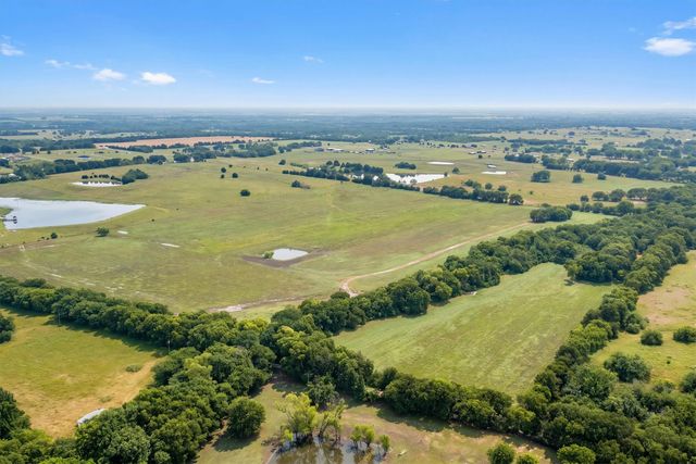 000 County Road 676, Leonard, TX 75452