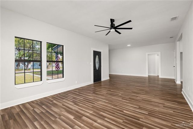 620 W Hill Drive W, Edinburg, TX 78539