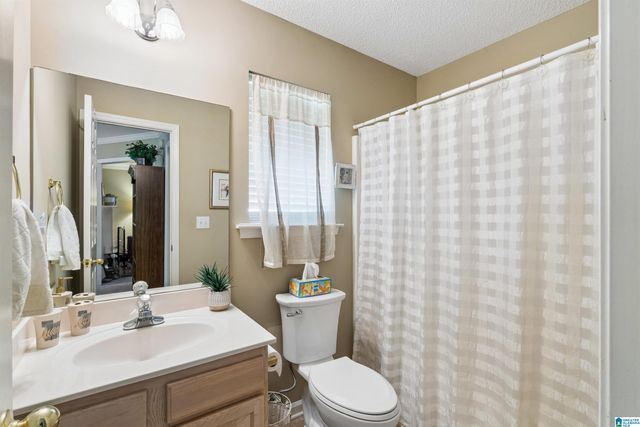 144 WARWICK CIRCLE, Alabaster, AL 35007