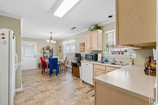 144 WARWICK CIRCLE, Alabaster, AL 35007
