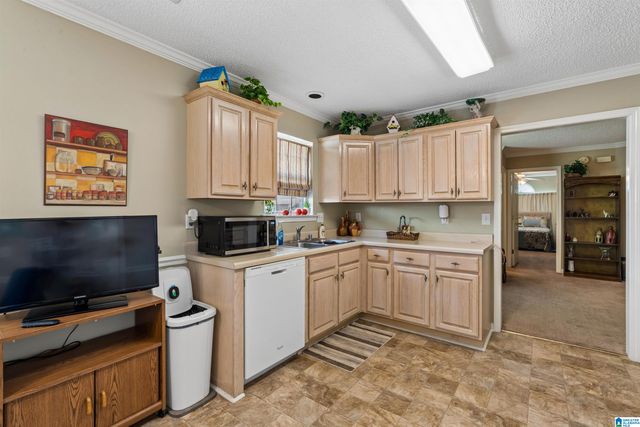 144 WARWICK CIRCLE, Alabaster, AL 35007