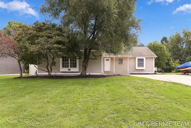 3114 Fox Fire Trail, Zeeland, MI 49464