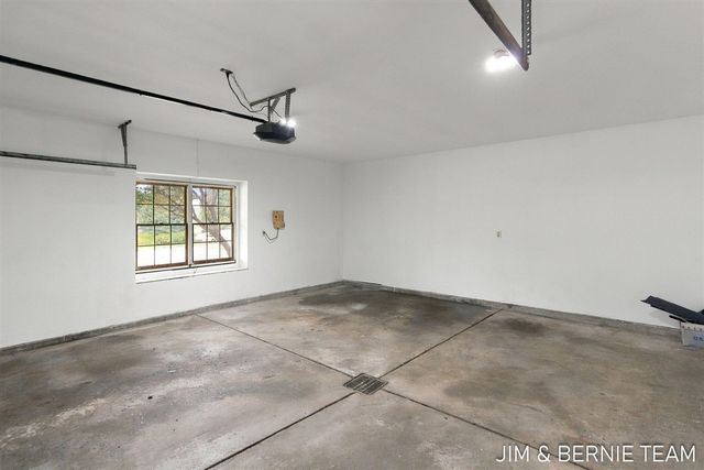 3114 Fox Fire Trail, Zeeland, MI 49464