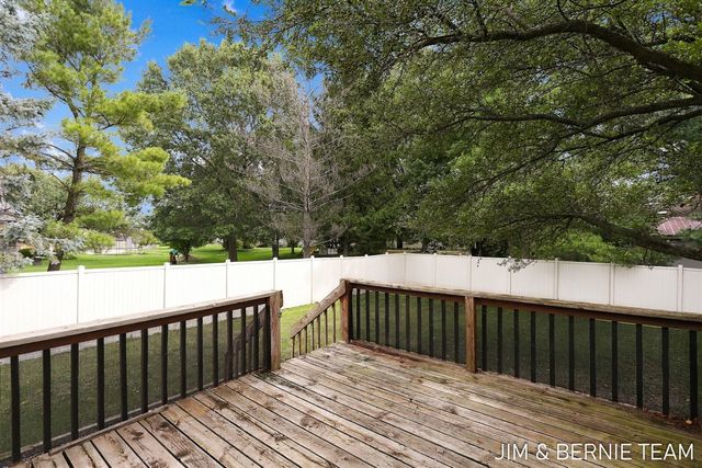 3114 Fox Fire Trail, Zeeland, MI 49464