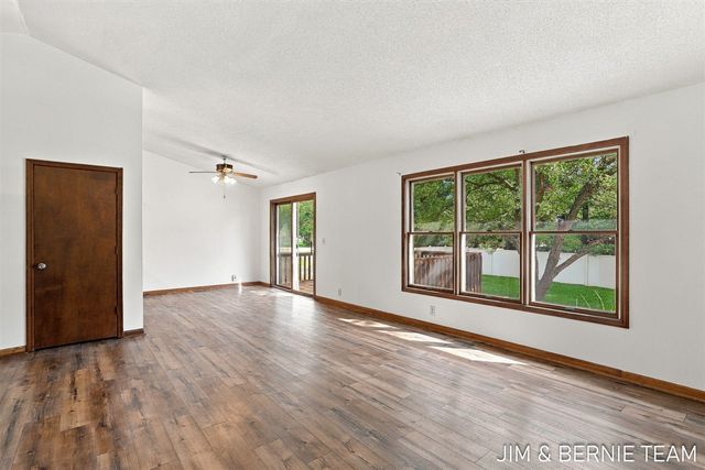 3114 Fox Fire Trail, Zeeland, MI 49464