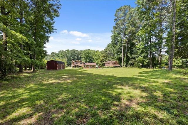 3082 Briarleaf Drive, Decatur, GA 30034