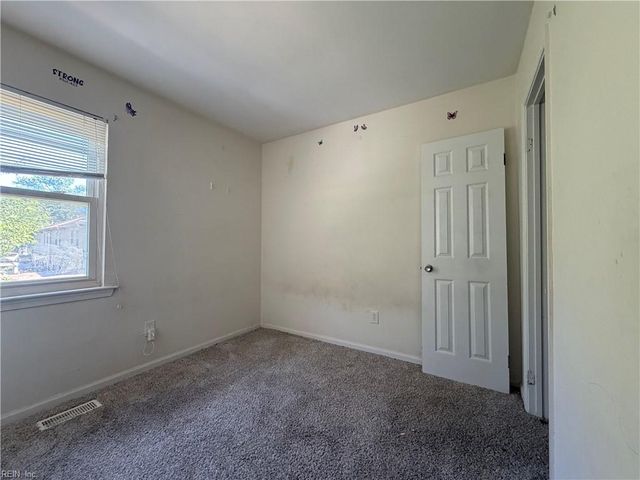 406 Osprey ST, Virginia Beach, VA 23462
