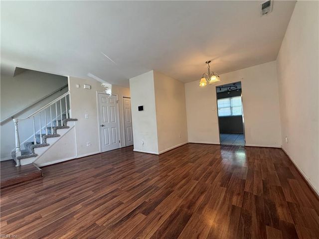 406 Osprey ST, Virginia Beach, VA 23462