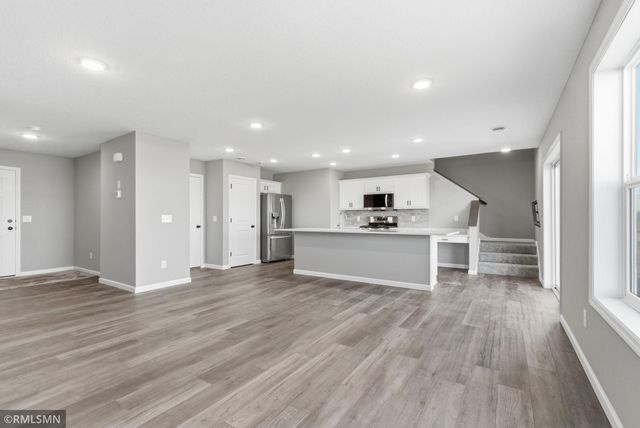2627 Ivan Avenue NE, Saint Michael, MN 55376