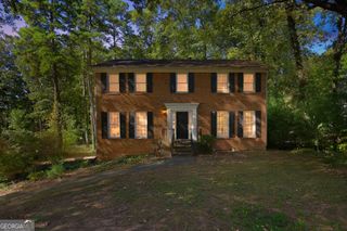 704 Kingsgate Ridge, Stone Mountain, GA 30088