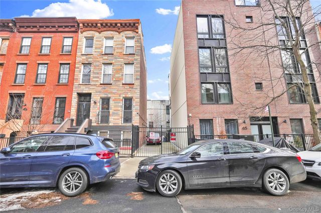 63 Irving Place, Brooklyn, NY 11238