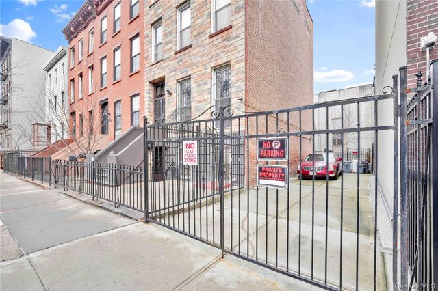 63 Irving Place, Brooklyn, NY 11238
