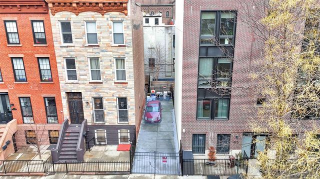 63 Irving Place, Brooklyn, NY 11238