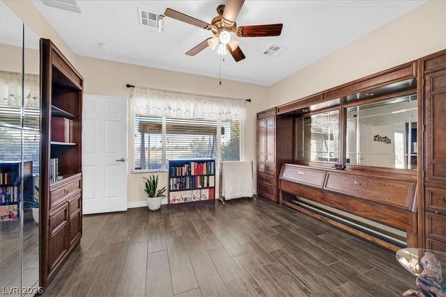 7716 Pine Warbler Way, North Las Vegas, NV 89084