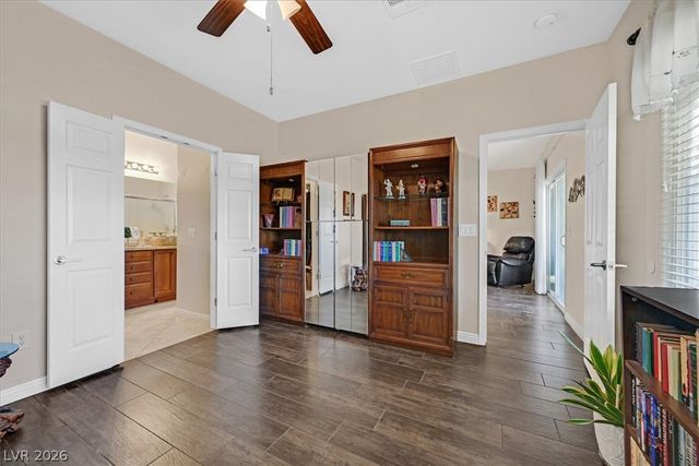 7716 Pine Warbler Way, North Las Vegas, NV 89084