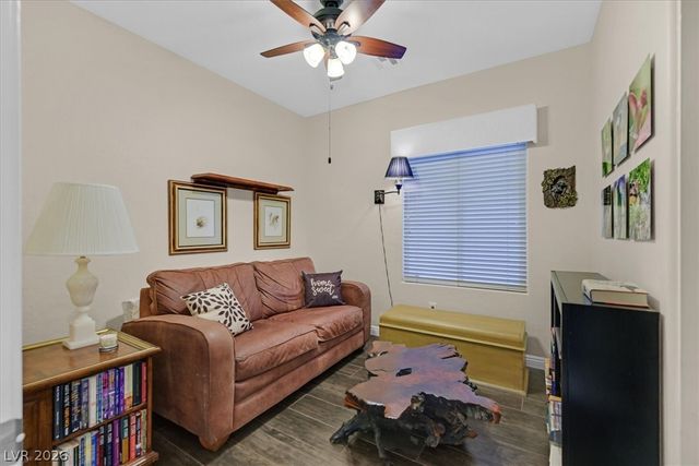 7716 Pine Warbler Way, North Las Vegas, NV 89084