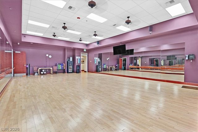 7716 Pine Warbler Way, North Las Vegas, NV 89084