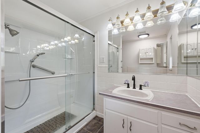 2690 Burnaby Drive, Columbus, OH 43209