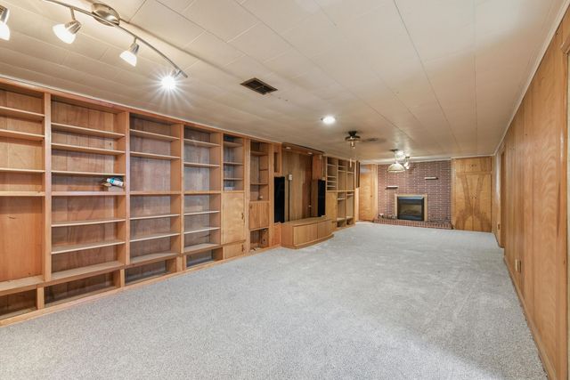 2690 Burnaby Drive, Columbus, OH 43209