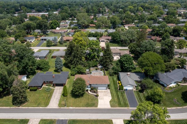 2690 Burnaby Drive, Columbus, OH 43209