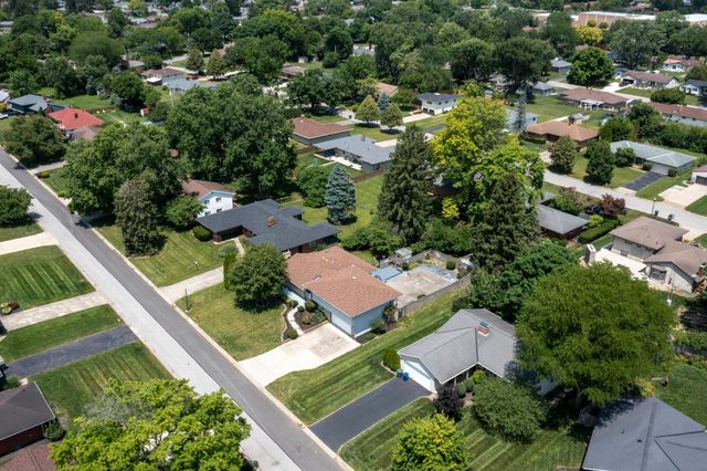 2690 Burnaby Drive, Columbus, OH 43209