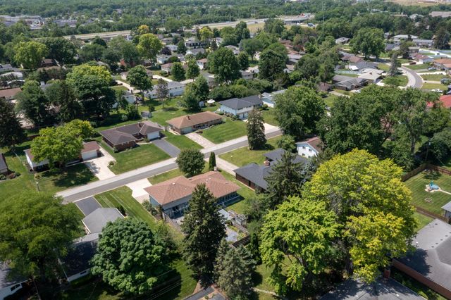 2690 Burnaby Drive, Columbus, OH 43209