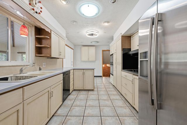 2690 Burnaby Drive, Columbus, OH 43209